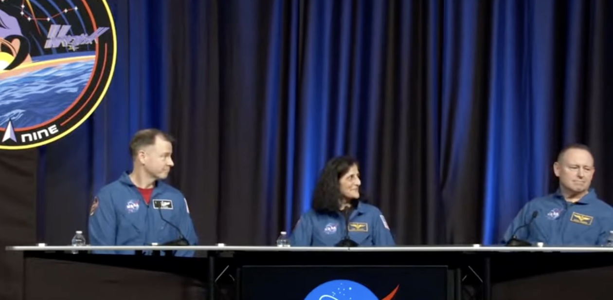 US astronaut responds to 'starplane' malfunction: